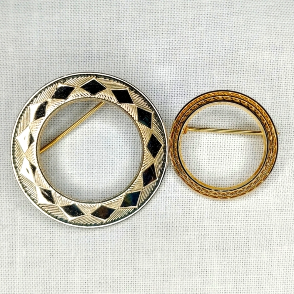 2 Vintage Goldtone Circle Brooches
